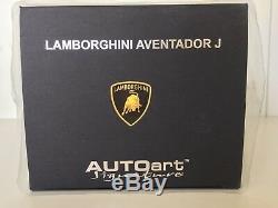 1 18 Autoart Signature Series. Lamborghini Aventador J 74674 Brand New With COA