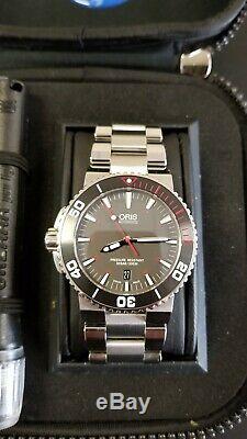 Brand New 43mm Oris Aquis Red Limited Edition Left Side Crown Limited To 2000