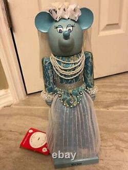 Brand New Limited Edition Minnie Mouse Haunted Mansion Nutcracker