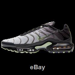 Brand New Men's Nike Air Max Plus Athletic Slip-On Training Sneakers Black