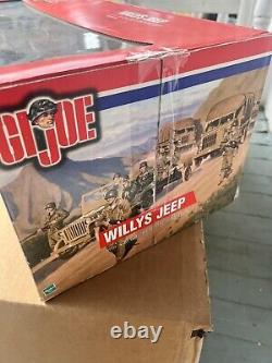 C2001 Hasbro G. I. JOE Willy's Jeep Limited Edition BRAND New sealed toy