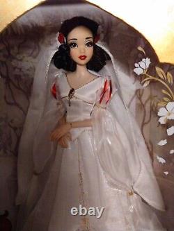 Disney Snow White / 2022 Limited Ed. Collector Doll 85th Anniversary / Brand New