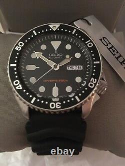 New Seiko SKX007 Automatic 200m Diver Watch. Brand New In Box with Tags