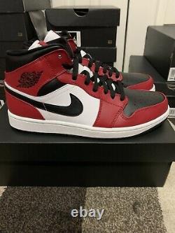 Nike Air Jordan 1 Retro Mid Chicago Black Toe Mens Size 12 554724-069BRAND NEW