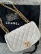 Chanel Blanc Cuir De Veau Matelassé Petit Sac À Rabat Souligné Marque Nouveau Set Complet (2019)