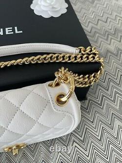 Chanel Blanc Cuir De Veau Matelassé Petit Sac À Rabat Souligné Marque Nouveau Set Complet (2019)
