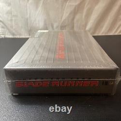 Coffret cadeau édition limitée Blade Runner, n° 021428/103000. Tout neuf et scellé.