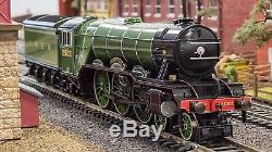 Hornby R3500 Sir Nigel Gresley Ltd Édition Série De 4 Oo Locomotives Brand New