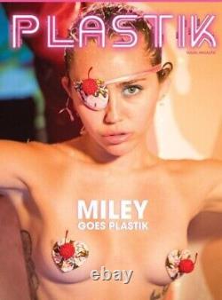 MILEY CYRUS pour PLASTIK MAGAZINE Édition limitée Tout neuf SOUS BLISTER