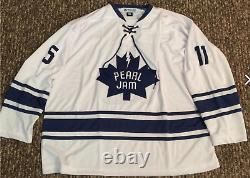 Maillot de hockey Pearl Jam Toronto Maple Leafs 2016 ÉDITION LIMITÉE, NEUF RARE