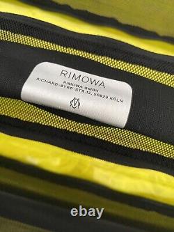 Nouvelle édition limitée transparente Lime de la valise essentielle Rimowa