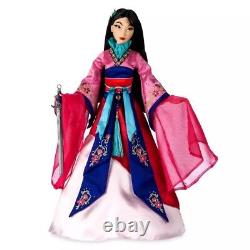 Nouvelle poupée en édition limitée pour le 25e anniversaire de Mulan, la princesse Disney de Walt Disney.