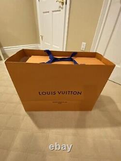 Sac fourre-tout Louis Vuitton édition limitée Hamptons, tout neuf 2023.