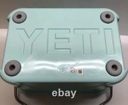 Yeti Roadie 20 Sea Mousse Green Cooler Edition Limitée Brand New Discontinued